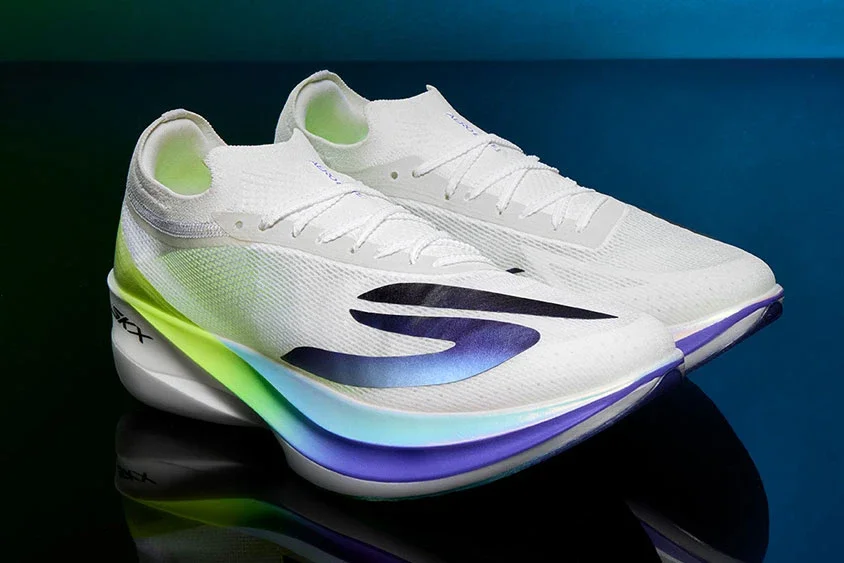First Look Skechers Aero Elite: Đĩa Đệm Quantum Plate và Trọng Lượng Siêu Nhẹ 167g - Hình ảnh chính
