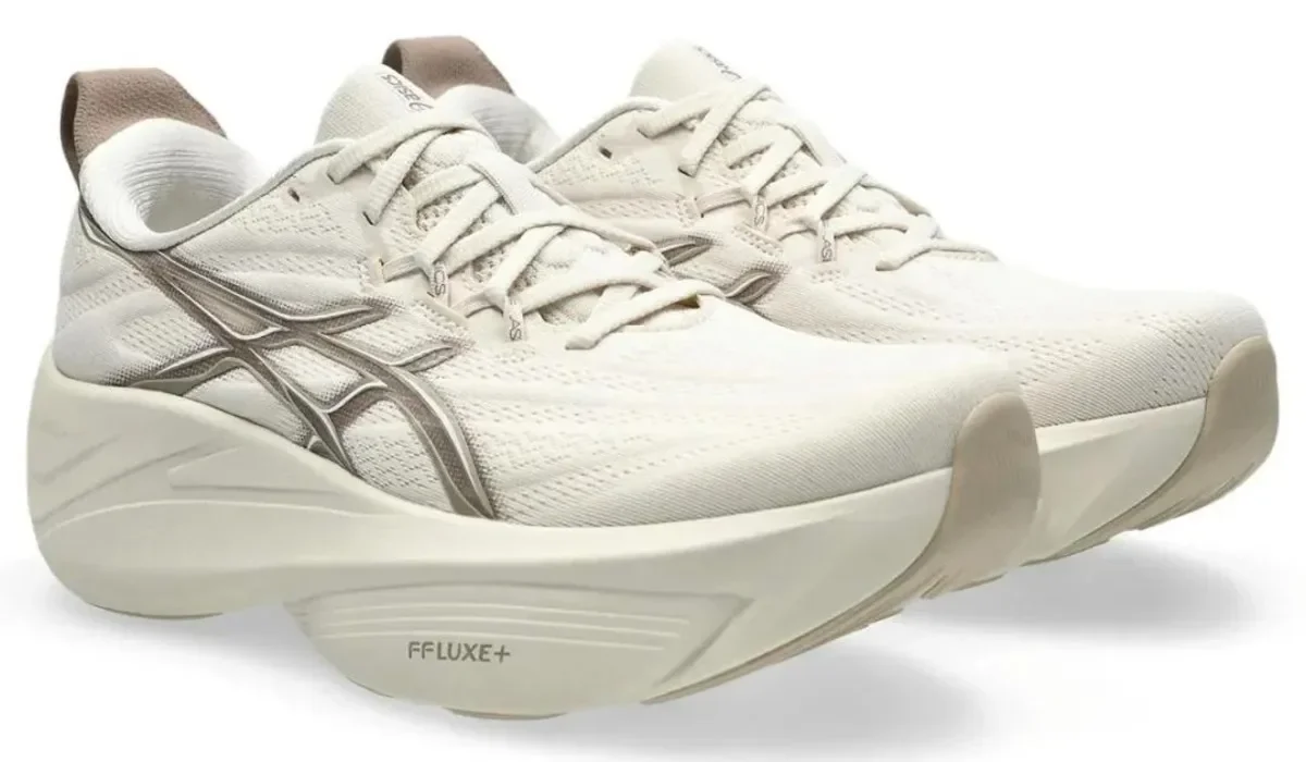 Review ASICS GEL-Slowcush: Chuyên Gia Phục Hồi Siêu Êm Cho Những Ngày Chạy Thả Lỏng - Hình ảnh chính