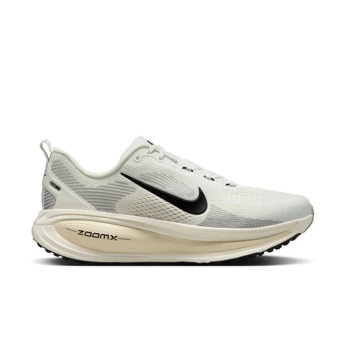 Tôi Đã Chạy 200km Trên Nike Vomero 18: Đôi Max Cushion Đẹp, Êm Ái Cho Daily & Lifestyle - Hình ảnh chính